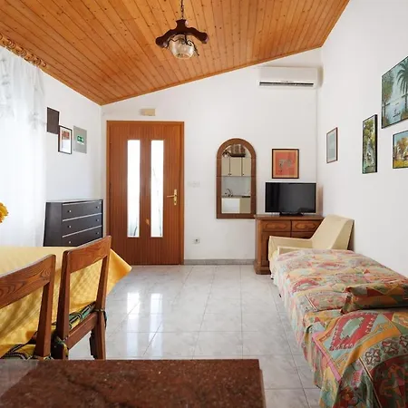 Small House Near The Sea 펜션 *